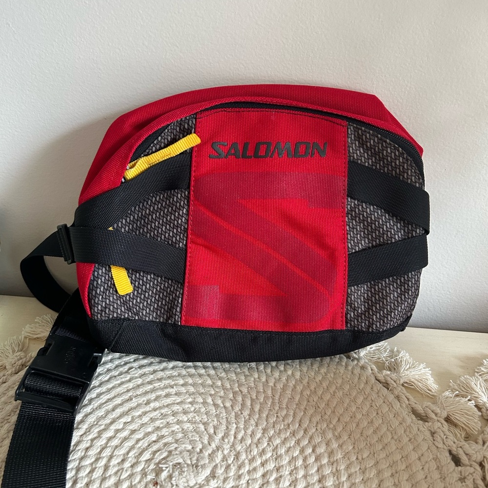 Vintage Salomon Red and Black Men's waist bag